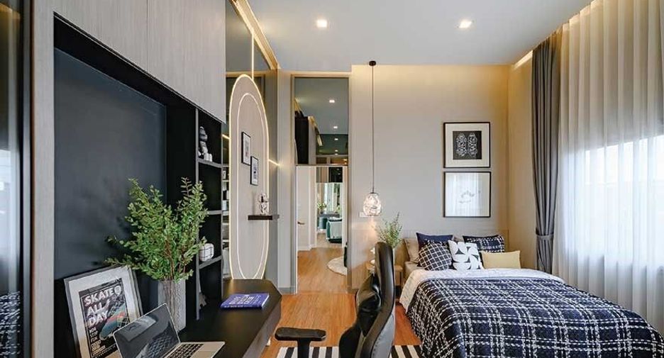 For sale 5 bedrooms house in Bang Phli, Samut Prakan