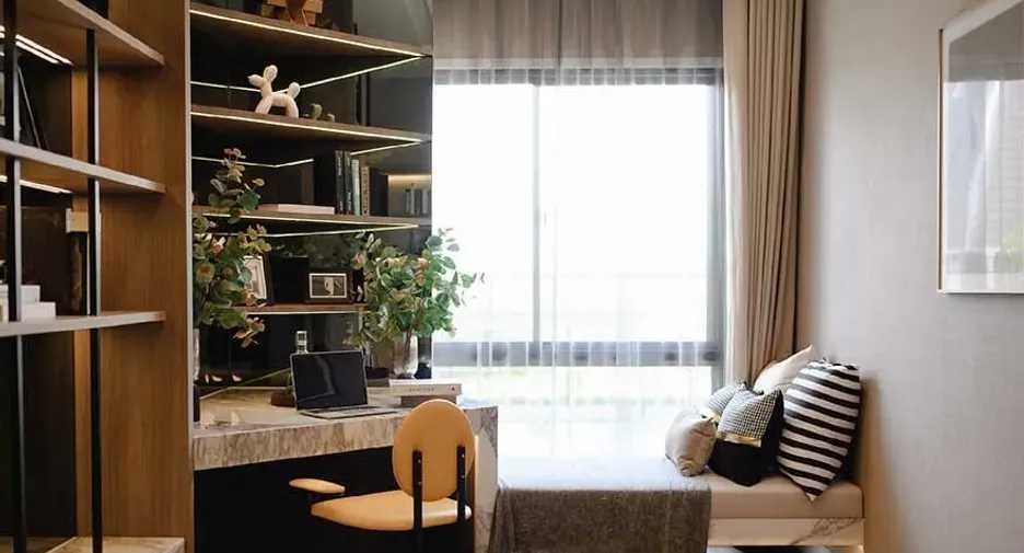 For sale 5 bedrooms house in Bang Phli, Samut Prakan