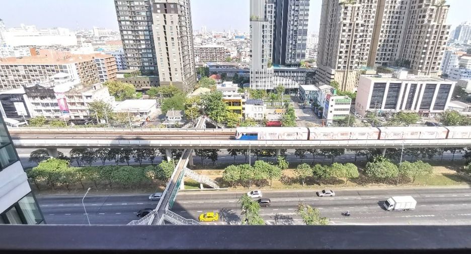 For sale 1 bed condo in Khlong San, Bangkok