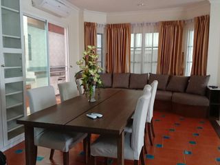 À louer 4 chambres maison à Mueang Samut Prakan, Samut Prakan