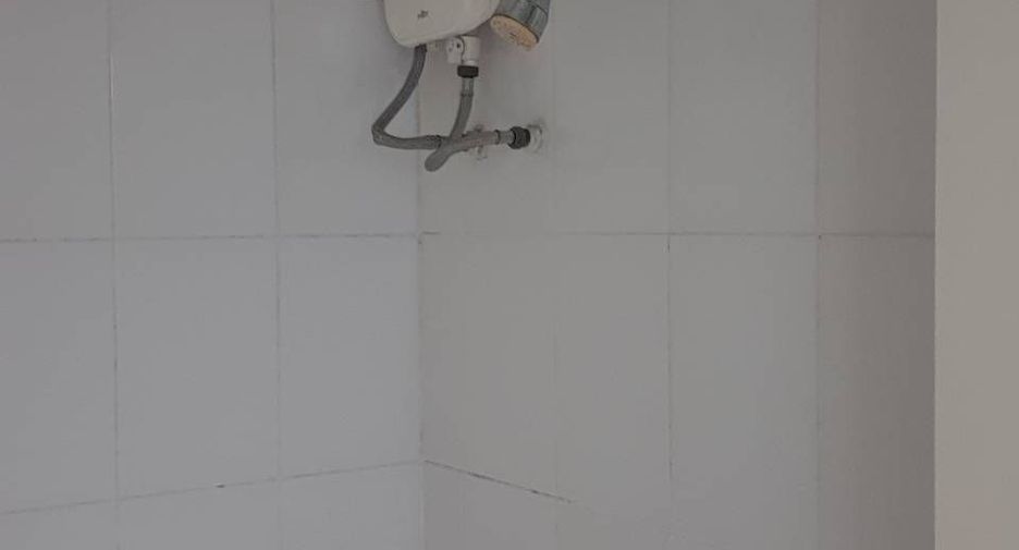 For sale studio condo in Huai Khwang, Bangkok