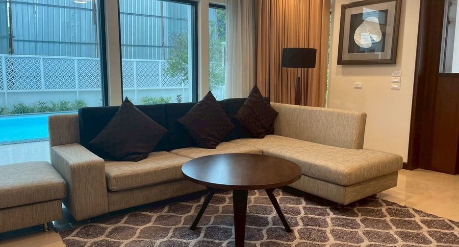 For rent 4 bedrooms villa in Suan Luang, Bangkok