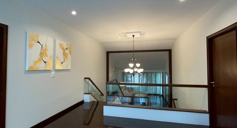 For rent 4 bedrooms villa in Suan Luang, Bangkok