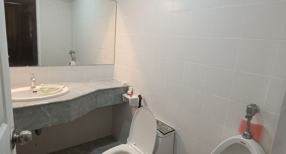 À louer 5 chambres villa à Bang Lamung, Chonburi