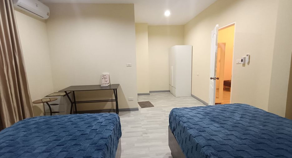 À louer 5 chambres villa à Bang Lamung, Chonburi