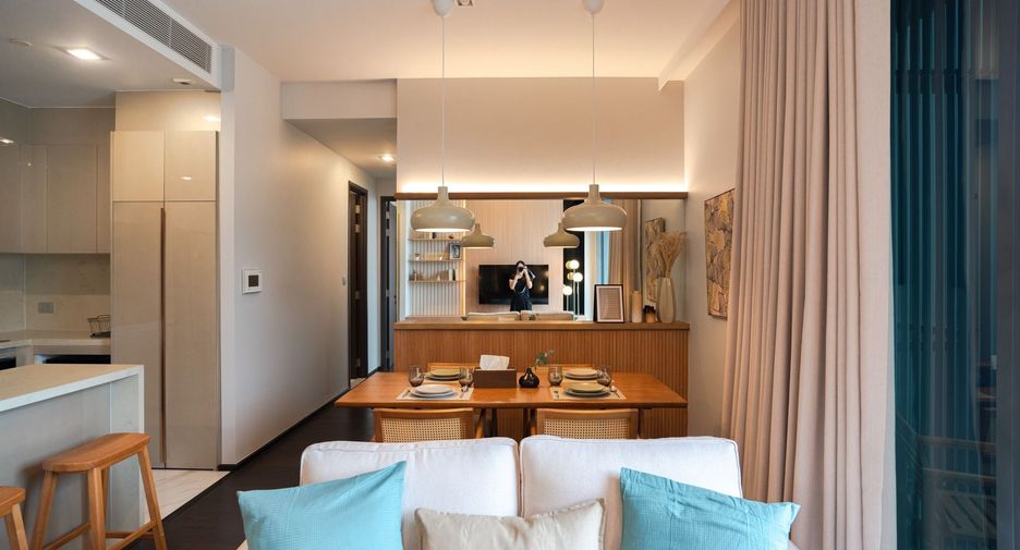For rent 2 bedrooms condo in Khlong Toei, Bangkok