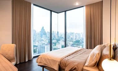 For rent 2 bedrooms condo in Khlong Toei, Bangkok