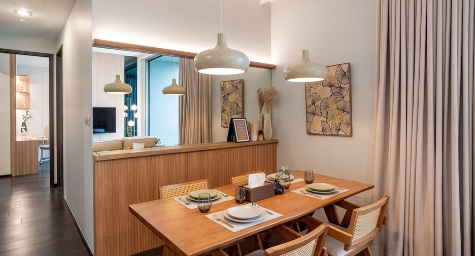 For rent 2 bedrooms condo in Khlong Toei, Bangkok