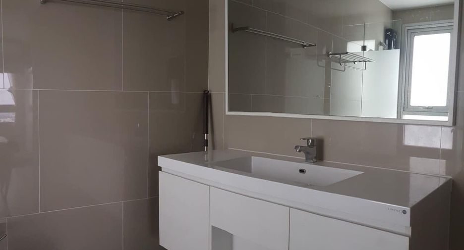 Wohnung zur Miete mit 2 Zimmer in Bang Sue, Bangkok