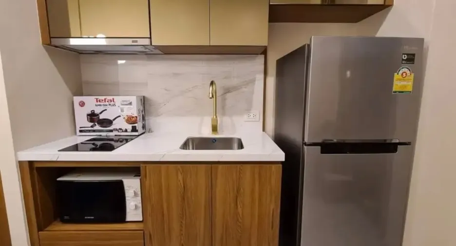 For rent 1 bed condo in Pathum Wan, Bangkok