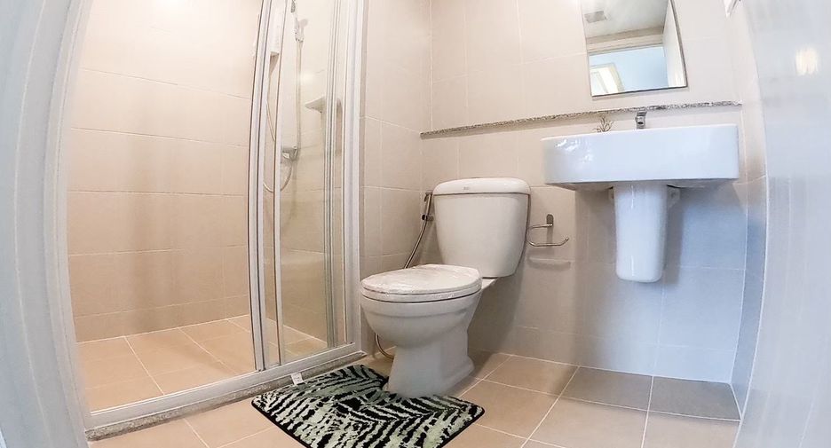 For sale and for rent 2 bedrooms condo in Thon Buri, Bangkok