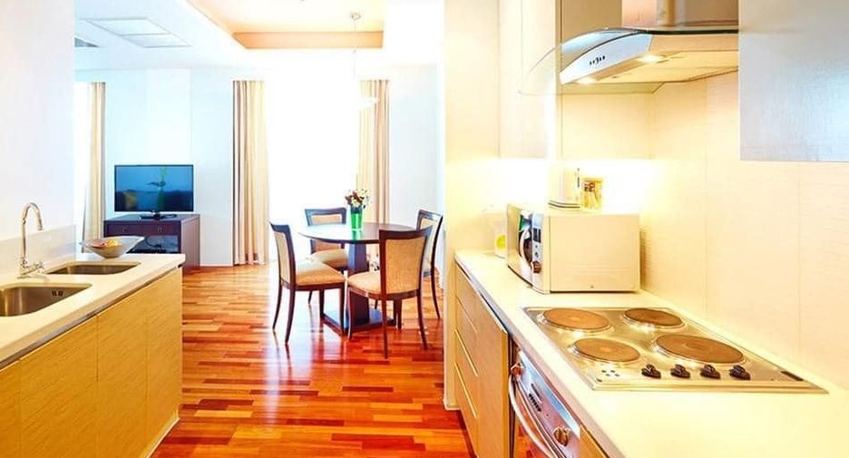 For rent 1 bed apartment in Pathum Wan, Bangkok