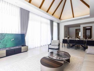 For sale and for rent 4 bedrooms villa in Thalang, Phuket