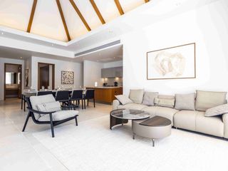 For sale and for rent 4 bedrooms villa in Thalang, Phuket