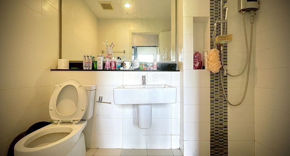 For sale studio apartment in Dusit, Bangkok