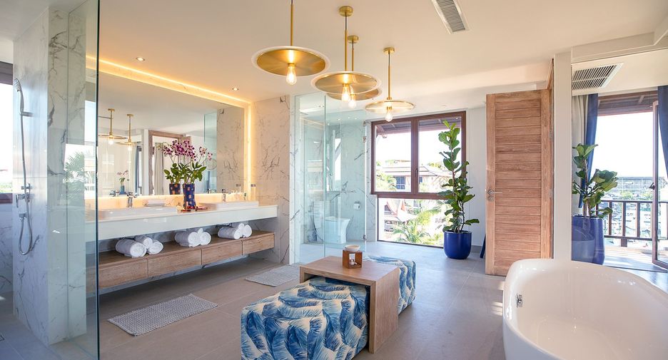 For sale 4 bedrooms condo in Mueang Phuket, Phuket