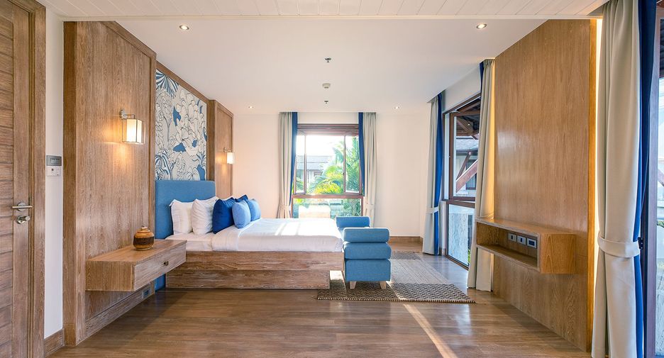 For sale 4 bedrooms condo in Mueang Phuket, Phuket
