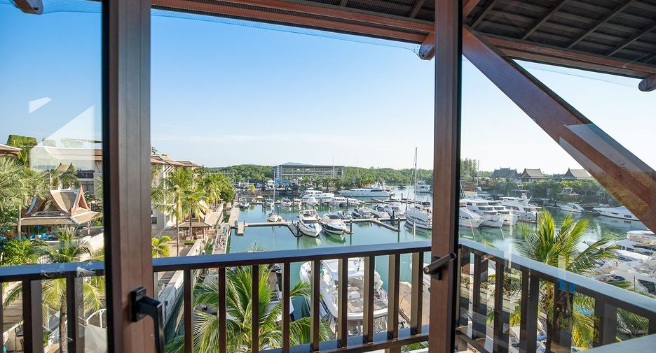 For sale 4 bedrooms condo in Mueang Phuket, Phuket