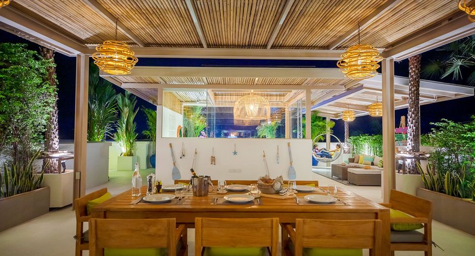 For sale 4 bedrooms condo in Mueang Phuket, Phuket