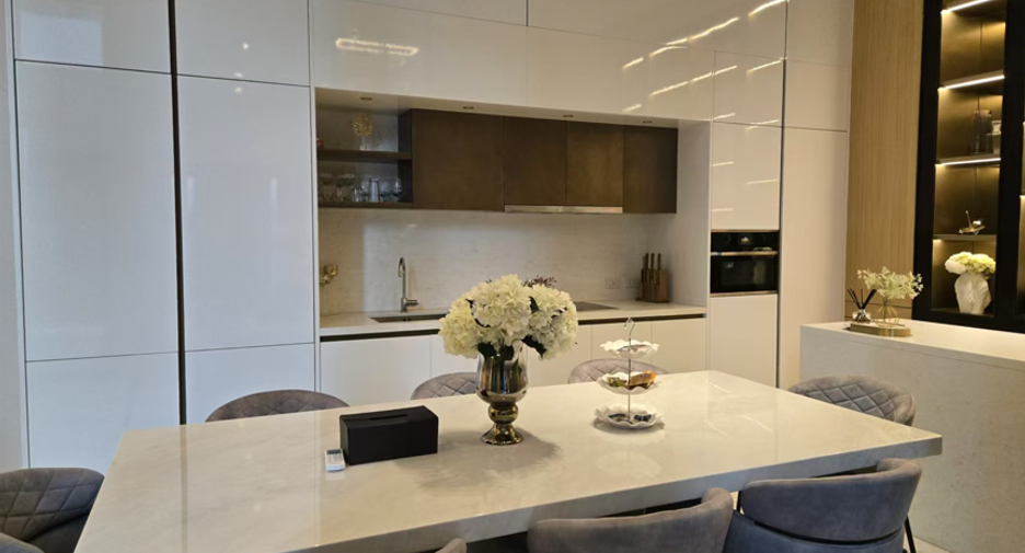 For sale and for rent 4 bedrooms villa in Watthana, Bangkok