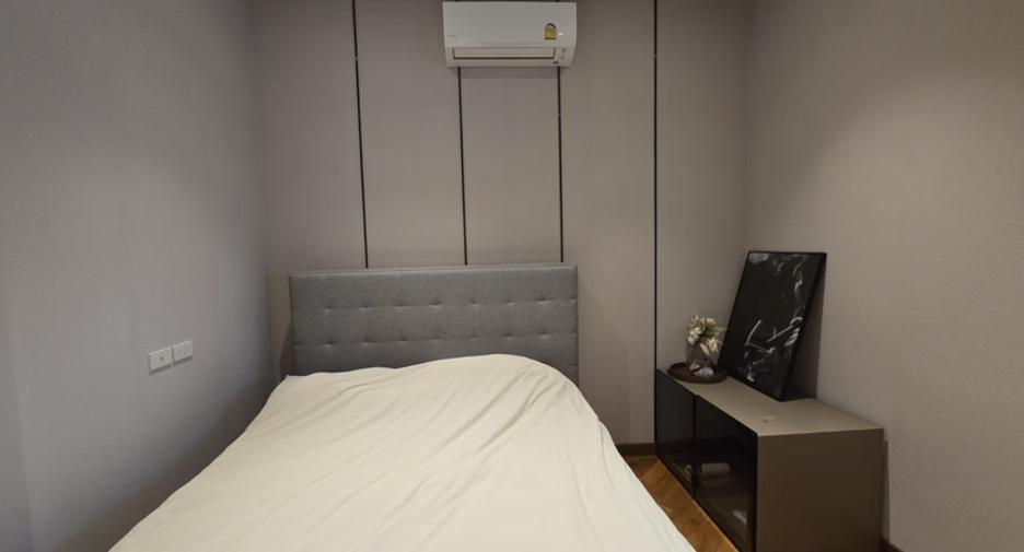 For sale and for rent 4 bedrooms villa in Watthana, Bangkok