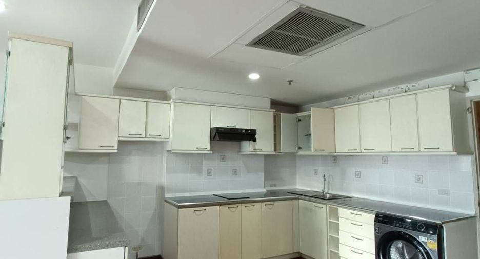 Condo en venta y en alquiler de 2 habitaciones en Sathon, Bangkok