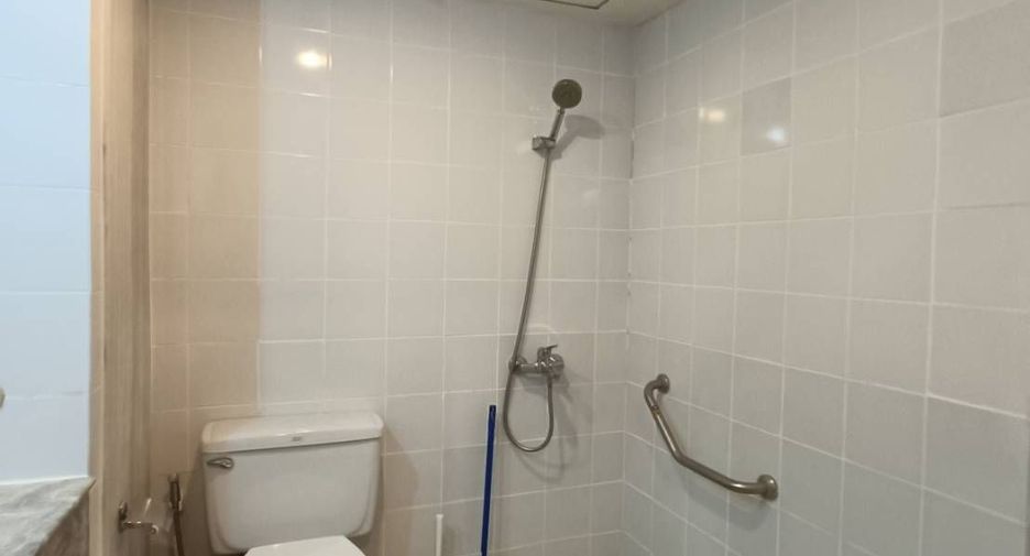 Condo en venta y en alquiler de 2 habitaciones en Sathon, Bangkok