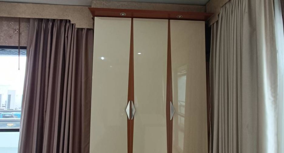 Condo en venta y en alquiler de 2 habitaciones en Sathon, Bangkok