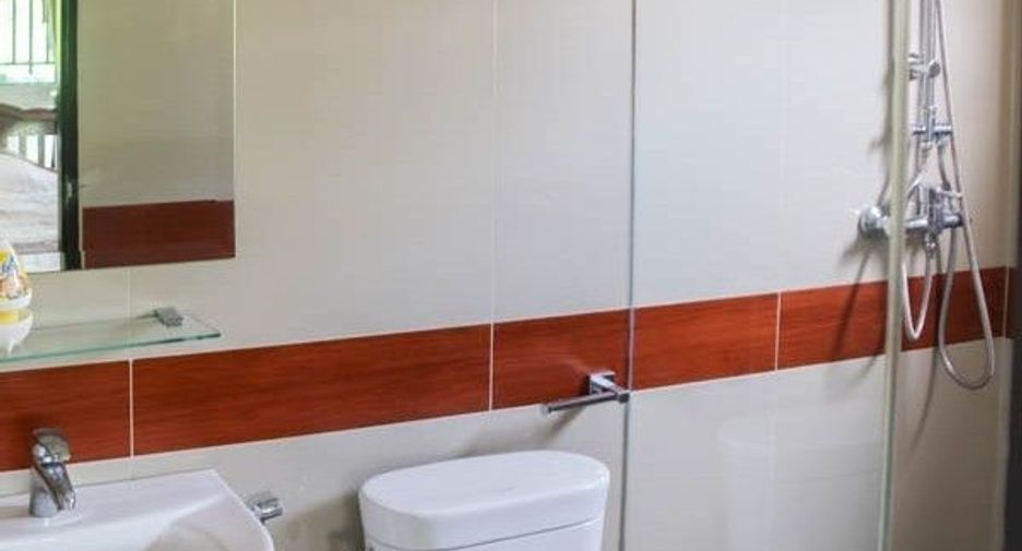For rent 3 bedrooms villa in Bang Lamung, Chonburi