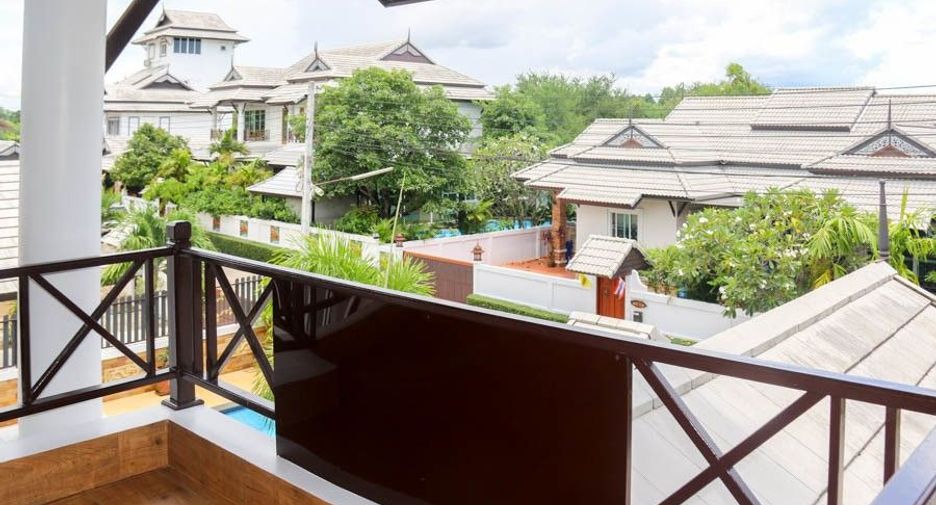 For rent 3 bedrooms villa in Bang Lamung, Chonburi