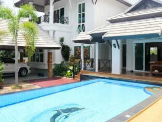 For Rent 3 Bedroom Villa In Bang Lamung, Chonburi