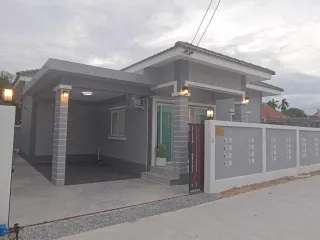 Haus zum Kauf mit 3 Zimmer in Bang Lamung, Chonburi