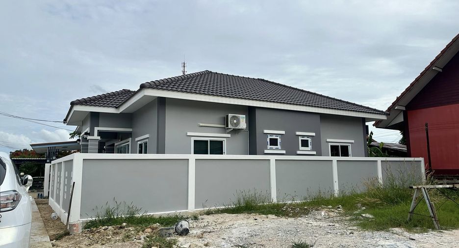 Haus zum Kauf mit 3 Zimmer in Bang Lamung, Chonburi