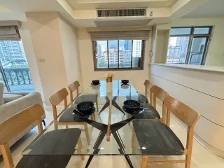 For rent 3 bedrooms condo in Watthana, Bangkok