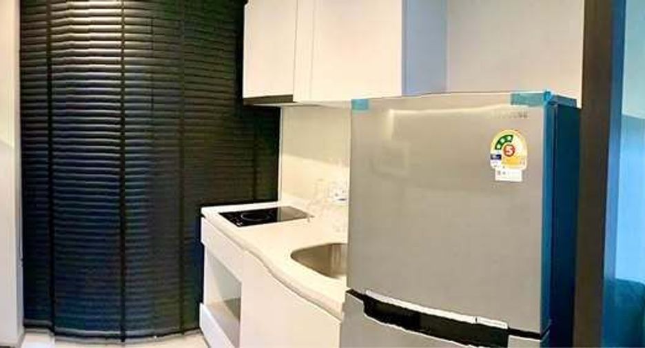 Wohnung zur Miete mit 1 Zimmer in Huai Khwang, Bangkok