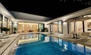 Villa en venta y en alquiler de 5 habitaciones en Thalang, Phuket