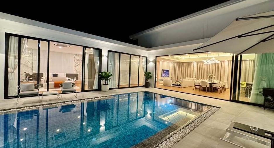 Villa en venta y en alquiler de 5 habitaciones en Thalang, Phuket