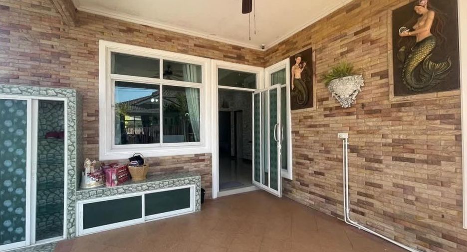 Haus zur Miete mit 3 Zimmer in Bang Lamung, Chonburi