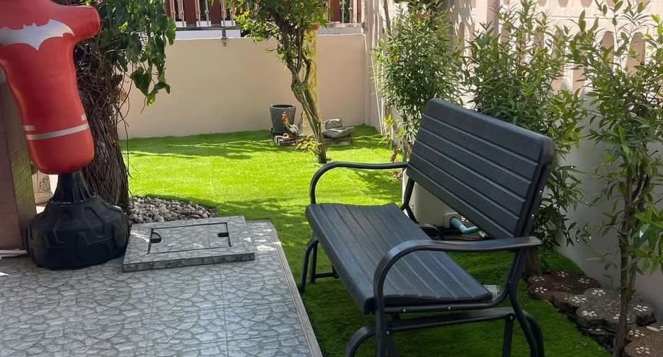 Haus zur Miete mit 3 Zimmer in Bang Lamung, Chonburi