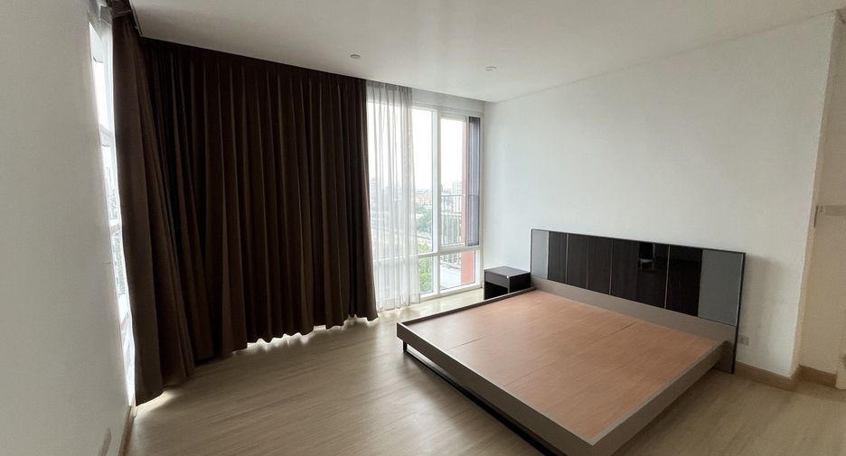 Wohnung zur Miete mit 3 Zimmer in Khlong Toei, Bangkok