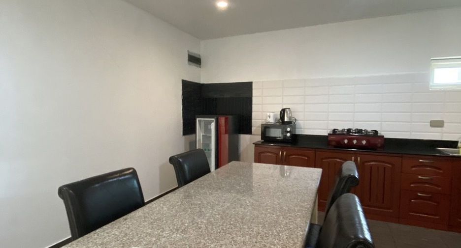 For sale 2 ベッドルーム villa in Bang Lamung, Chonburi