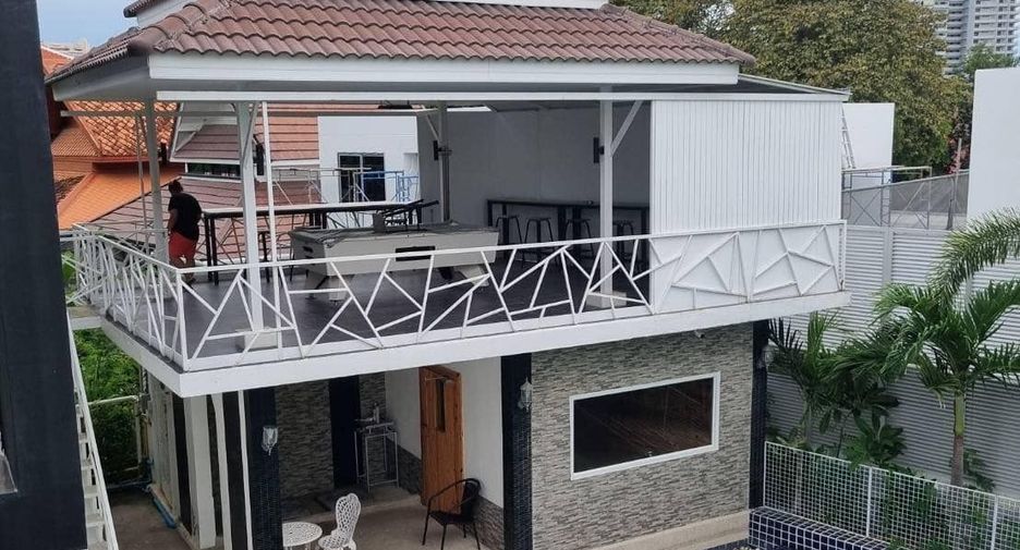 For sale 2 ベッドルーム villa in Bang Lamung, Chonburi