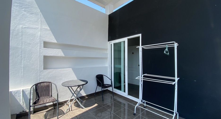 For sale 2 ベッドルーム villa in Bang Lamung, Chonburi