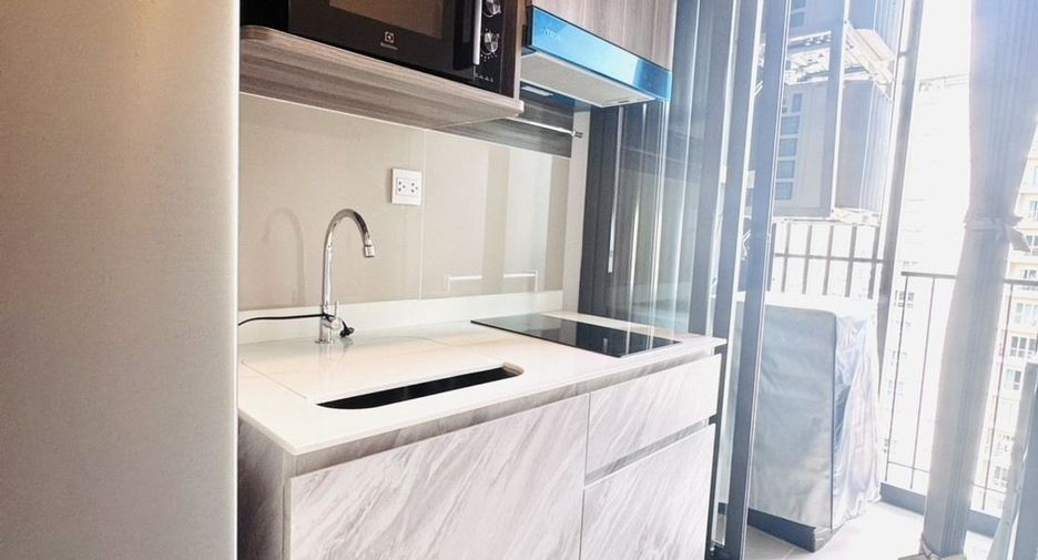 For rent 1 bed condo in Phra Khanong, Bangkok