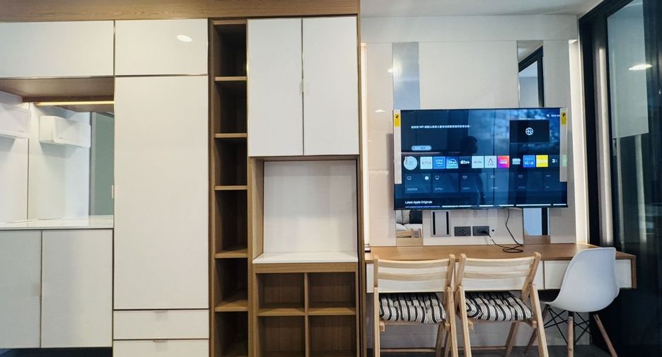 For rent 1 bed condo in Phra Khanong, Bangkok