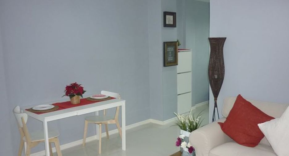 For sale 4 bedrooms retail Space in Phra Khanong, Bangkok