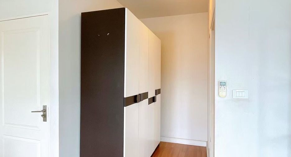 Haus zur Miete mit 4 Zimmer in Bang Phli, Samut Prakan