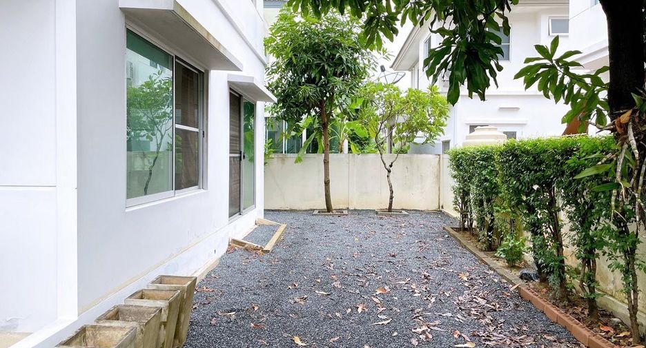 Haus zur Miete mit 4 Zimmer in Bang Phli, Samut Prakan
