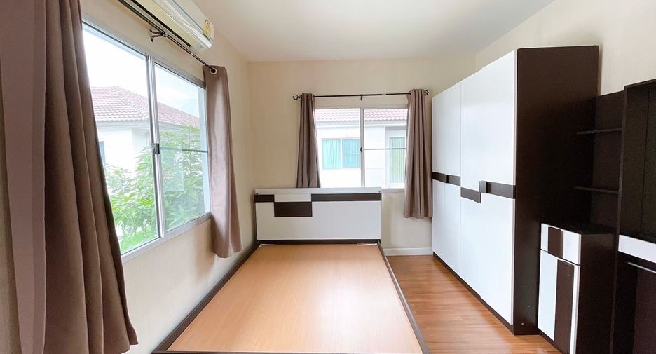 Haus zur Miete mit 4 Zimmer in Bang Phli, Samut Prakan