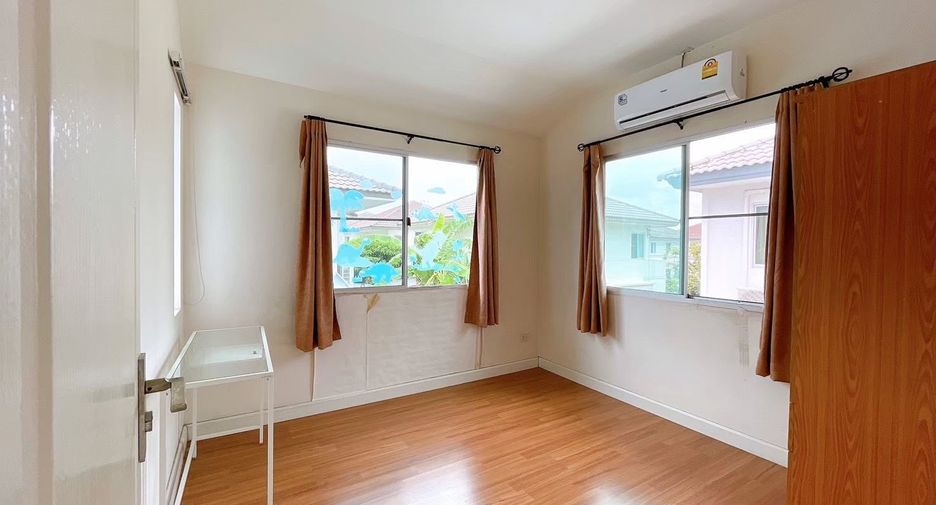 Haus zur Miete mit 4 Zimmer in Bang Phli, Samut Prakan
